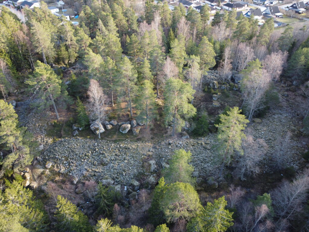 Hummelstaborgen, Enköping (Uppland)